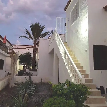 Modern In Shared Pool 65 M² コスタ・デル・シレンチオ